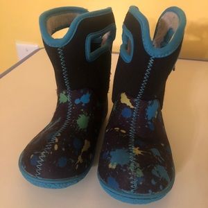 Bog winter boots size 8c